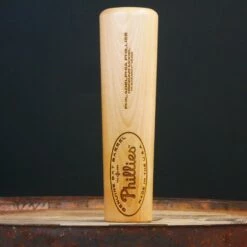 Philadelphia Phillies Drinking Model Dugout Mug®